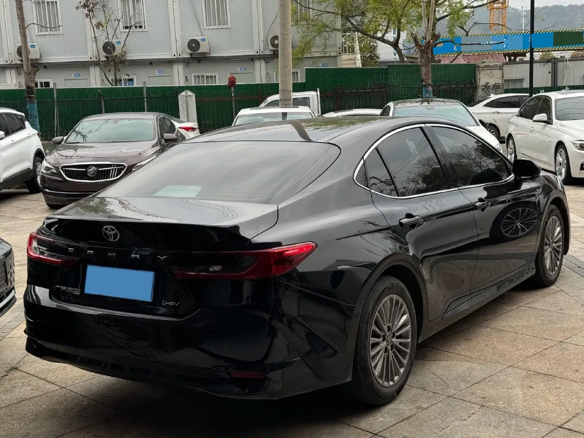 2024 Toyota Camry 2.0L 152HP L4 E-CVT Hybrid,autocango,china used car exporter,china ev exporter,chinese used car exporter,chinese used ev exporter