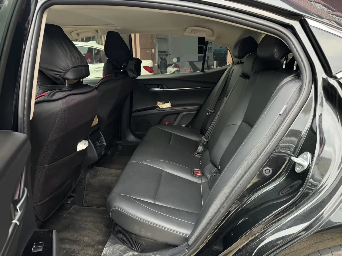 2024 Toyota Camry 2.0L 152HP L4 E-CVT Hybrid,autocango,china used car exporter,china ev exporter,chinese used car exporter,chinese used ev exporter