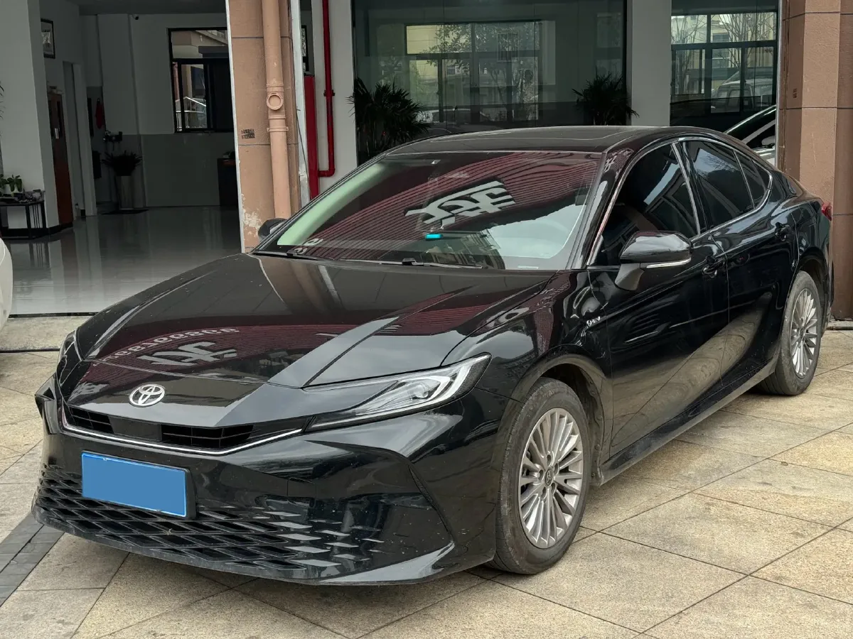 2024 Toyota Camry 2.0L 152HP L4 E-CVT Hybrid,autocango,china used car exporter,china ev exporter,chinese used car exporter,chinese used ev exporter