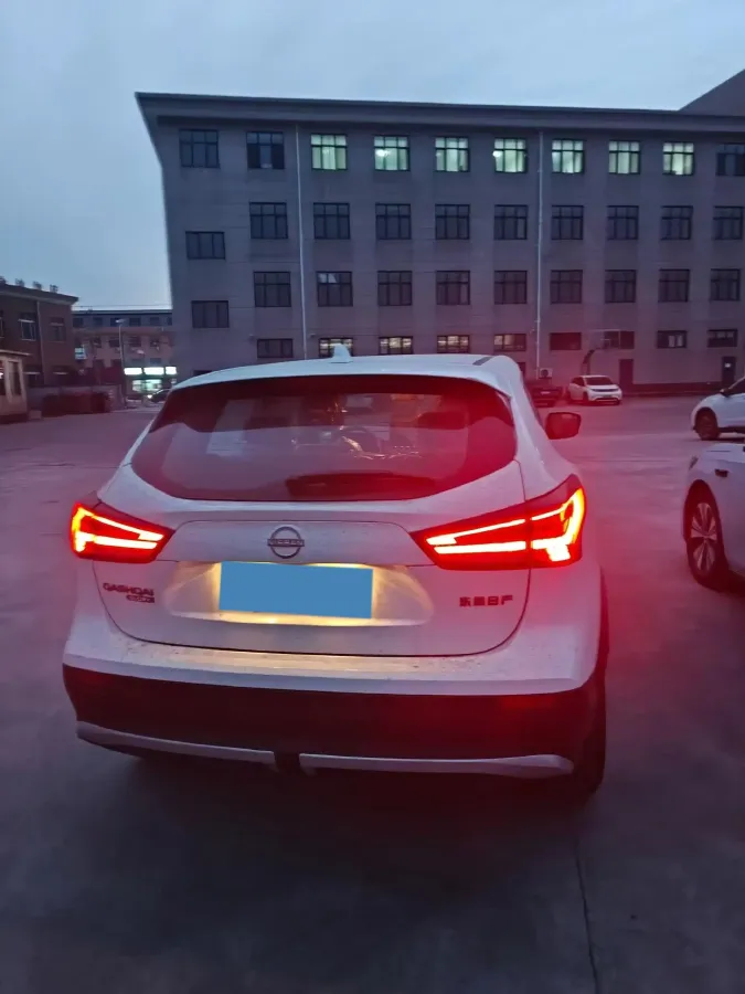 2025 Nissan Qashqai 2.0L 151HP L4 CVT,autocango,china used car exporter,china ev exporter,chinese used car exporter,chinese used ev exporter