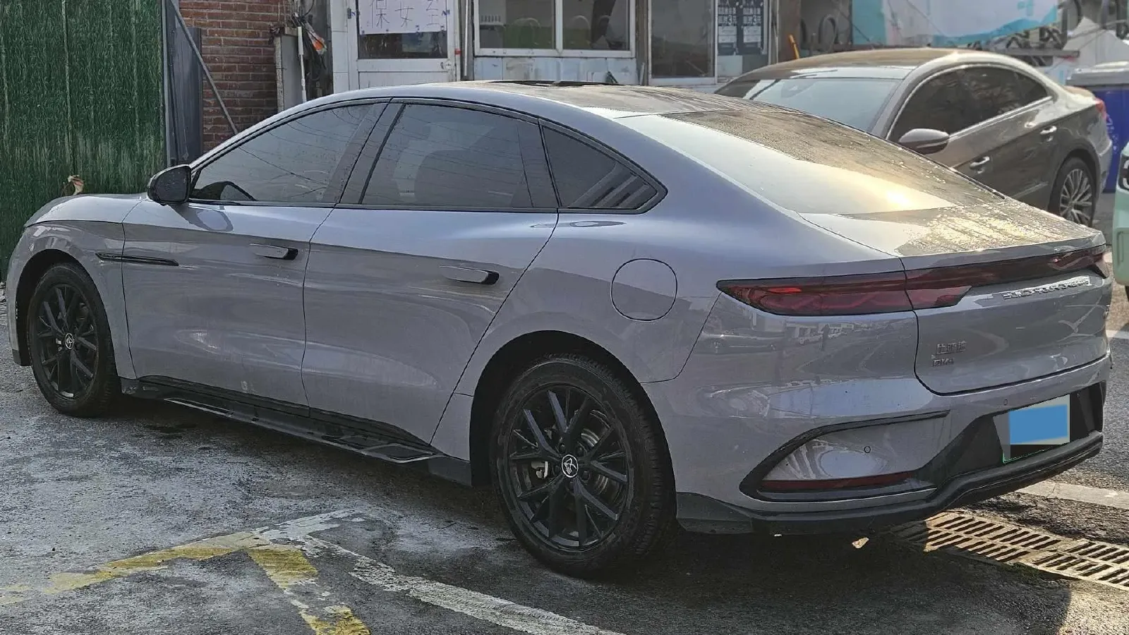 2025 BYD Han 1.5T 156HP L4 E-CVT PHEV,autocango,china used car exporter,china ev exporter,chinese used car exporter,chinese used ev exporter