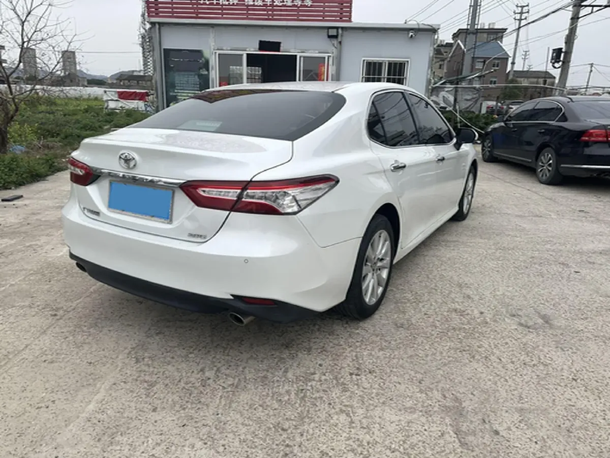 2019 Toyota Camry 2.0L 178HP L4 CVT,autocango,china used car exporter,china ev exporter,chinese used car exporter,chinese used ev exporter