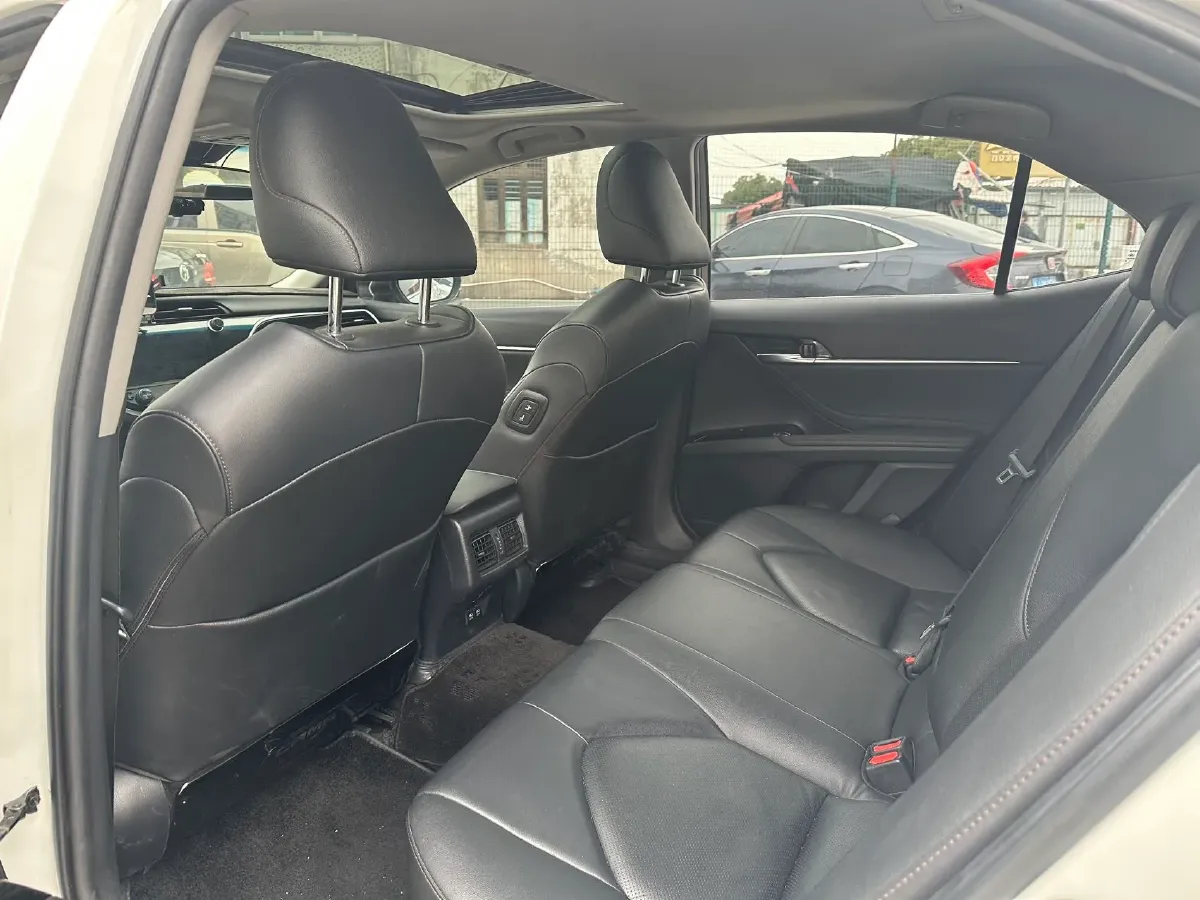 2019 Toyota Camry 2.0L 178HP L4 CVT,autocango,china used car exporter,china ev exporter,chinese used car exporter,chinese used ev exporter