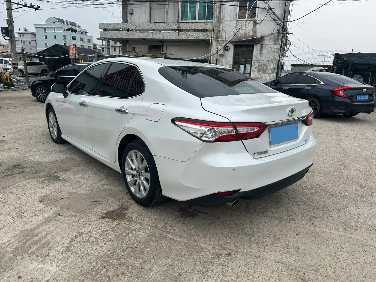 2019 Toyota Camry 2.0L 178HP L4 CVT,autocango,china used car exporter,china ev exporter,chinese used car exporter,chinese used ev exporter