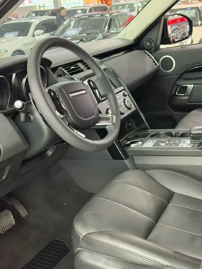 2019 Land Rover Discovery 2.0T 300HP L4 8AT,autocango,china used car exporter,china ev exporter,chinese used car exporter,chinese used ev exporter