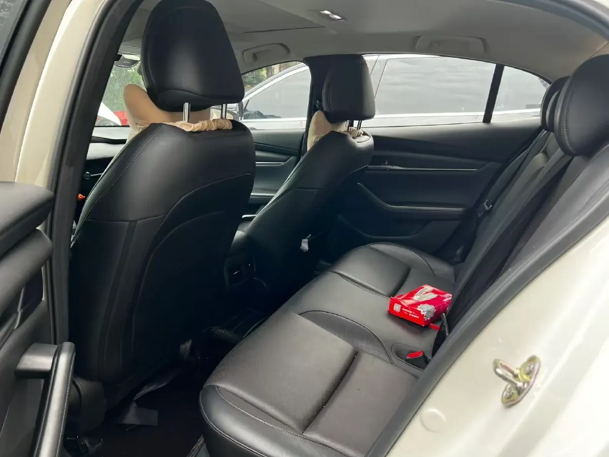 2020 Mazda 3 Axela 1.5L 117HP L4 6AT,autocango,china used car exporter,china ev exporter,chinese used car exporter,chinese used ev exporter