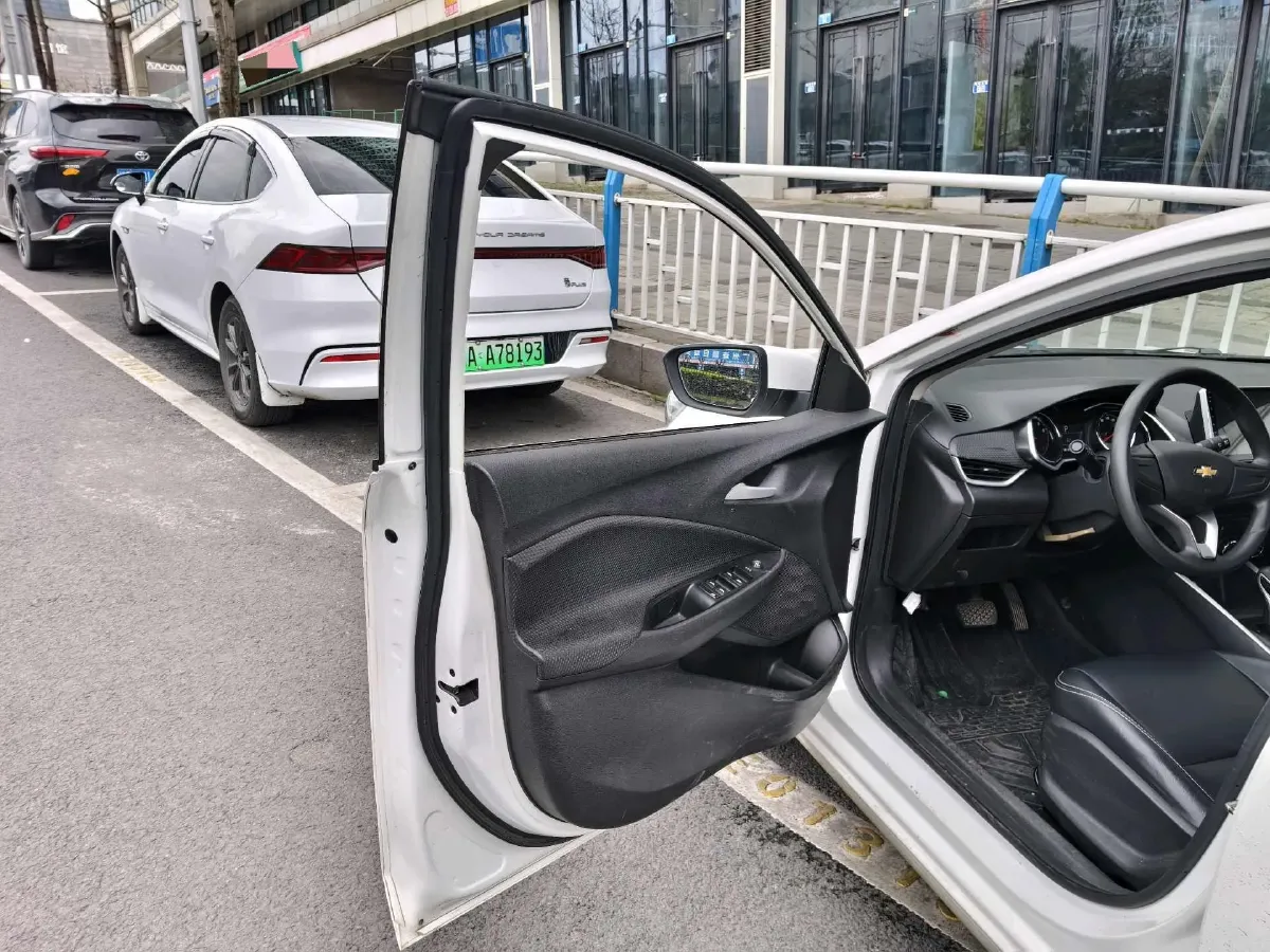 2020 Chevrolet Cavalier 1.0T 125HP L3 6AT,autocango,china used car exporter,china ev exporter,chinese used car exporter,chinese used ev exporter