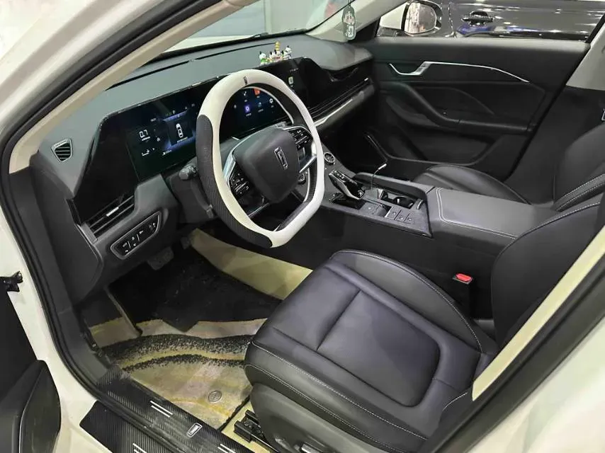 2023 Bestune B70 1.5T 169HP L4 7DCT,autocango,china used car exporter,china ev exporter,chinese used car exporter,chinese used ev exporter