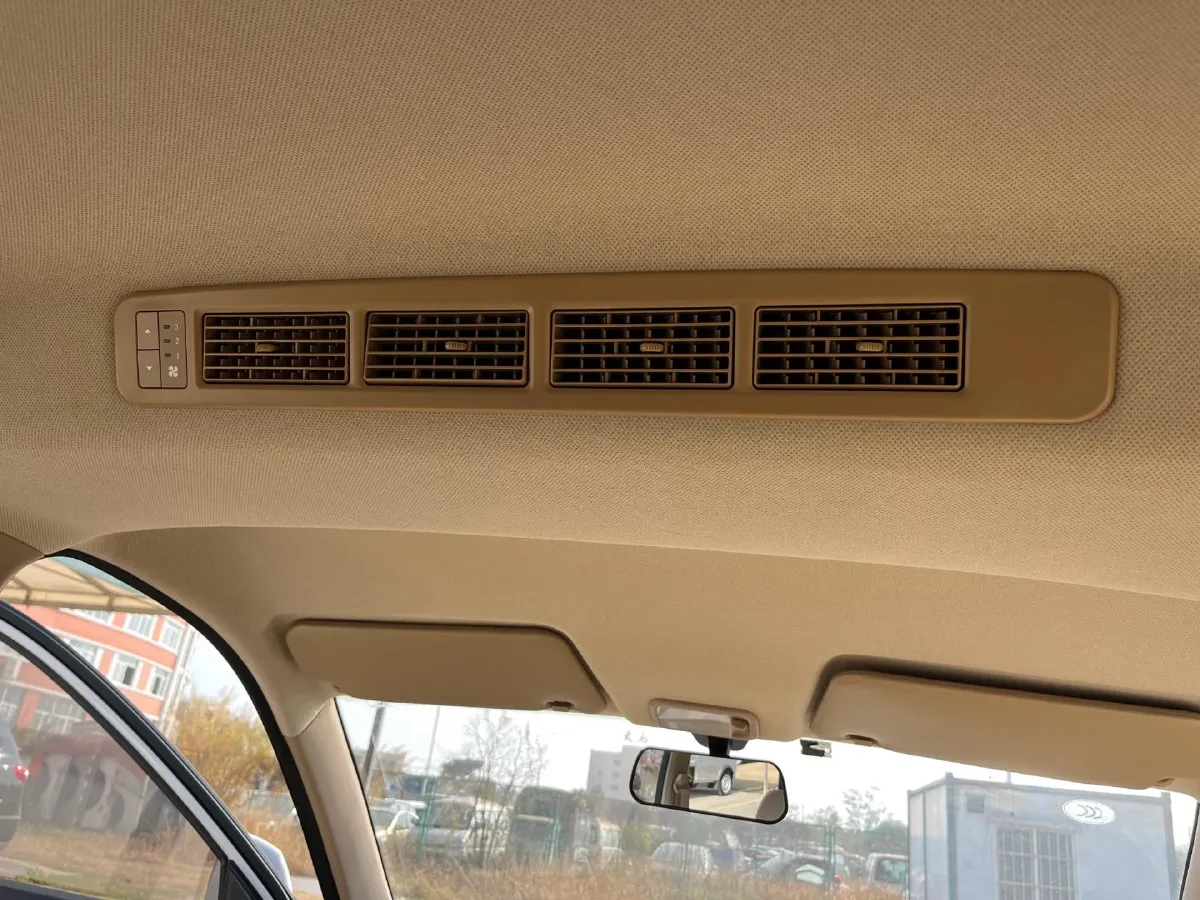 2021 WuLing HongGuang 1.5L 99HP L4 6MT,autocango,china used car exporter,china ev exporter,chinese used car exporter,chinese used ev exporter