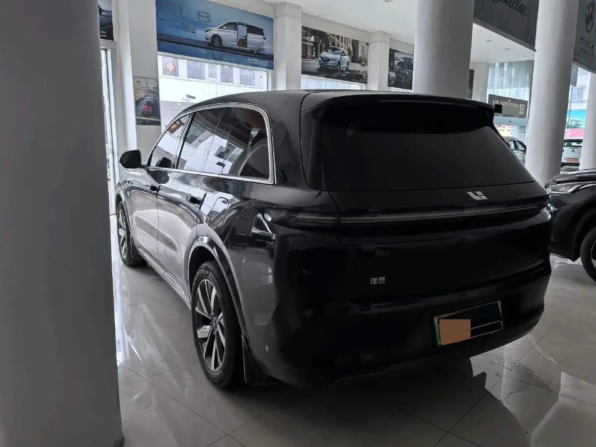 2023 Li L8 Range Extended 154HP REEV 40.9KWH,autocango,china used car exporter,china ev exporter,chinese used car exporter,chinese used ev exporter