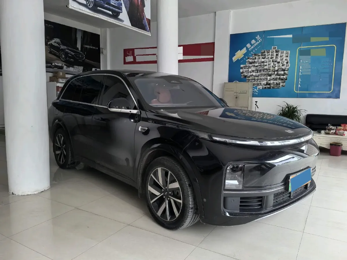 2023 Li L8 Range Extended 154HP REEV 40.9KWH,autocango,china used car exporter,china ev exporter,chinese used car exporter,chinese used ev exporter