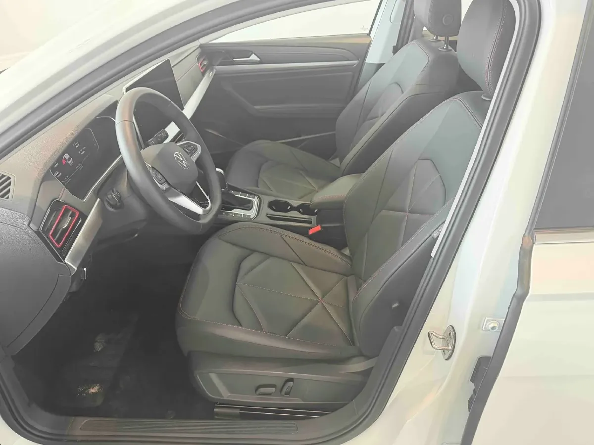 2024 Volkswagen Lavida 1.5T 160HP L4 7DCT,autocango,china used car exporter,china ev exporter,chinese used car exporter,chinese used ev exporter