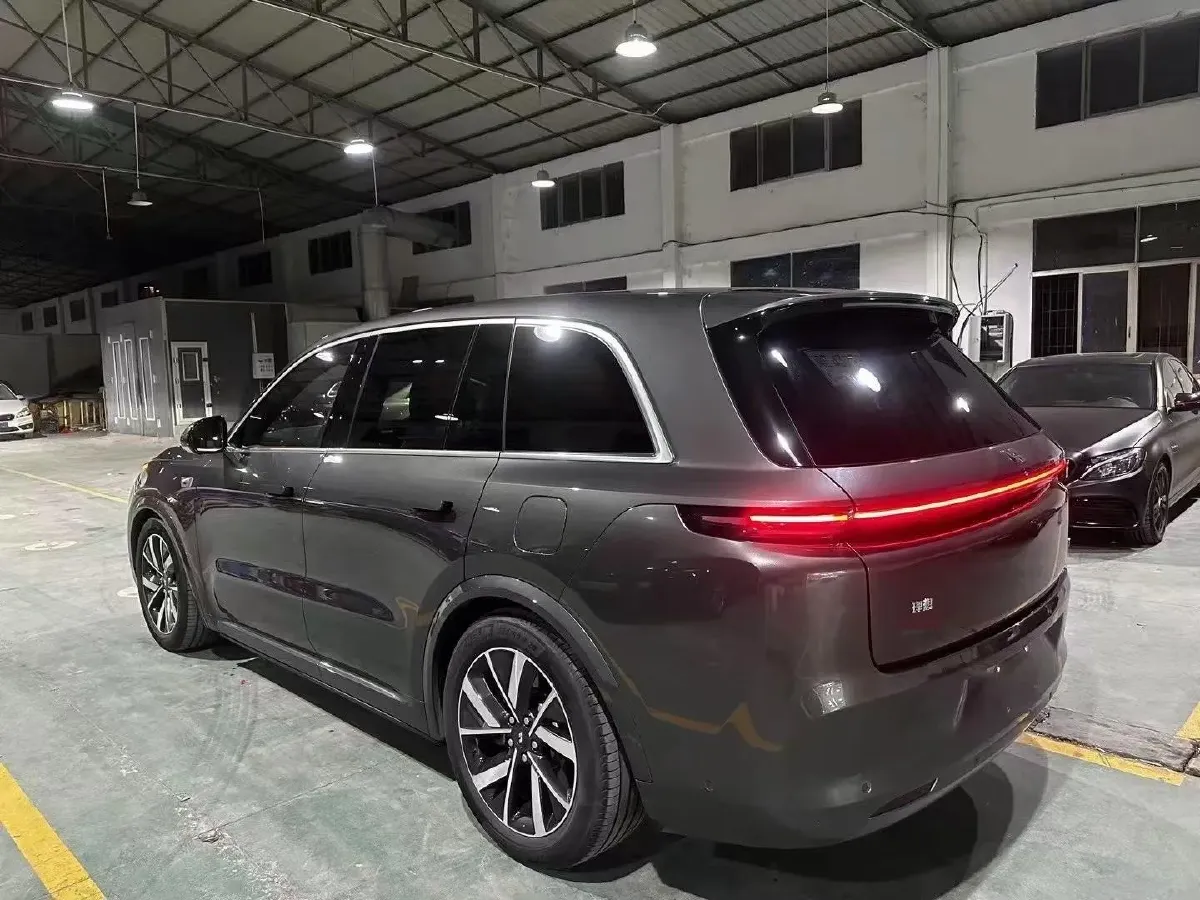 2023 Li L7 Range Extended 154HP REEV 40.9KWH,autocango,china used car exporter,china ev exporter,chinese used car exporter,chinese used ev exporter