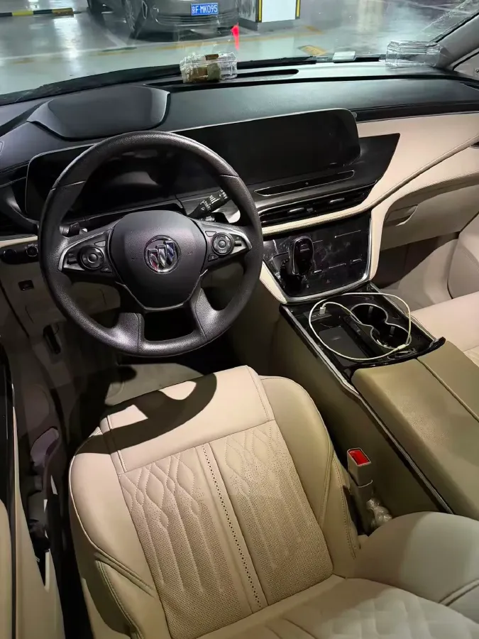 2023 Buick GL8 2.0T 237HP L4 9AT,autocango,china used car exporter,china ev exporter,chinese used car exporter,chinese used ev exporter