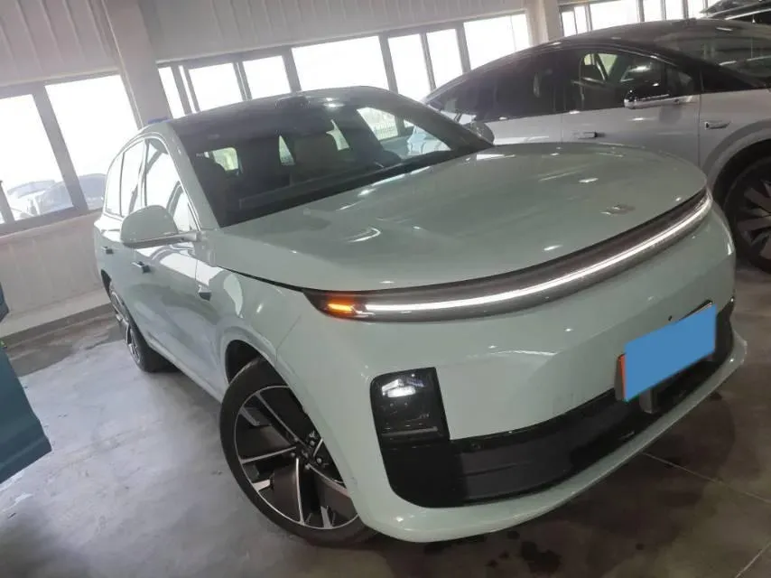 2025 Li L6 Range Extended 154HP L4 REEV,autocango,china used car exporter,china ev exporter,chinese used car exporter,chinese used ev exporter