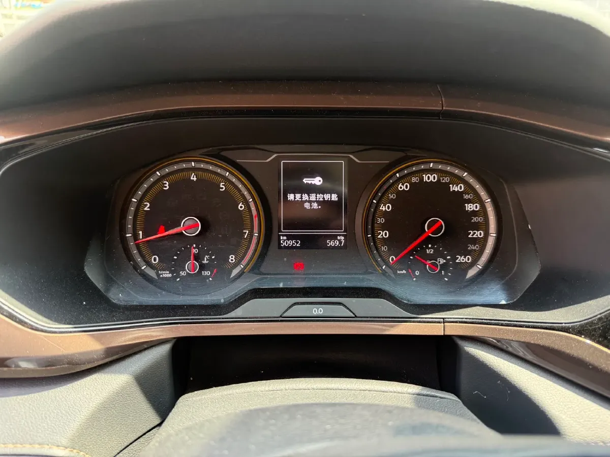 2021 Volkswagen Tharu 1.4T 150HP L4 7DCT,autocango,china used car exporter,china ev exporter,chinese used car exporter,chinese used ev exporter