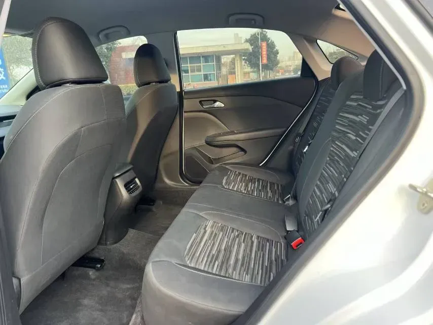 2022 Chevrolet Monza 1.5L 113HP L4 6AT,autocango,china used car exporter,china ev exporter,chinese used car exporter,chinese used ev exporter