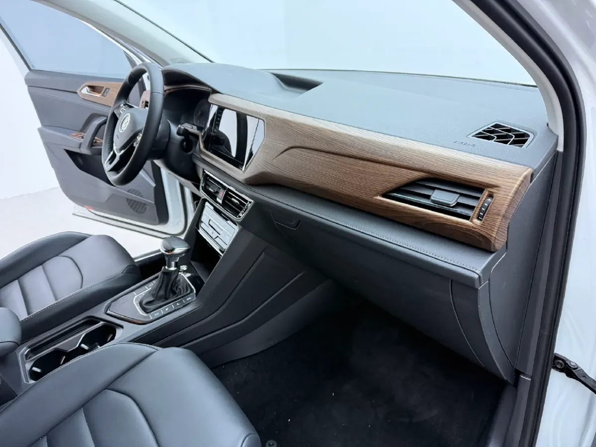 2021 Volkswagen Tharu 1.4T 150HP L4 7DCT,autocango,china used car exporter,china ev exporter,chinese used car exporter,chinese used ev exporter