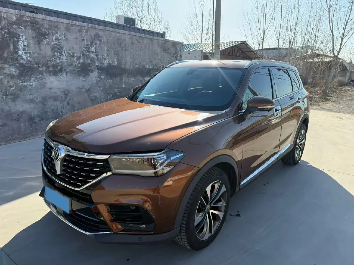 2018 Brilliance Auto V7 1.6T 204HP L4 7DCT,autocango,china used car exporter,china ev exporter,chinese used car exporter,chinese used ev exporter