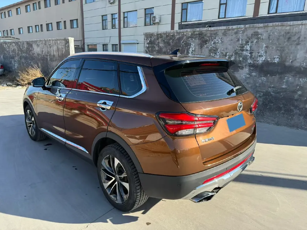 2018 Brilliance Auto V7 1.6T 204HP L4 7DCT,autocango,china used car exporter,china ev exporter,chinese used car exporter,chinese used ev exporter