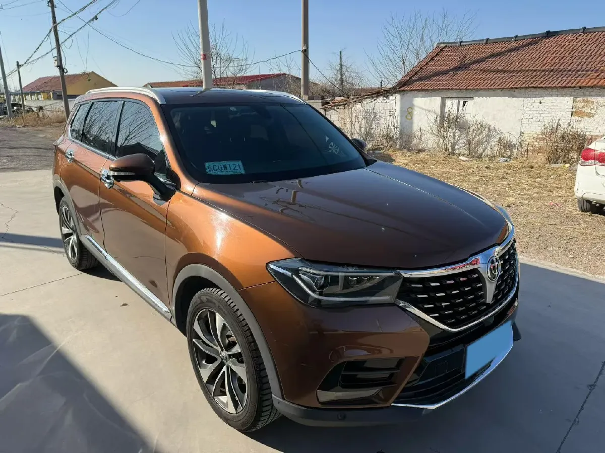 2018 Brilliance Auto V7 1.6T 204HP L4 7DCT,autocango,china used car exporter,china ev exporter,chinese used car exporter,chinese used ev exporter