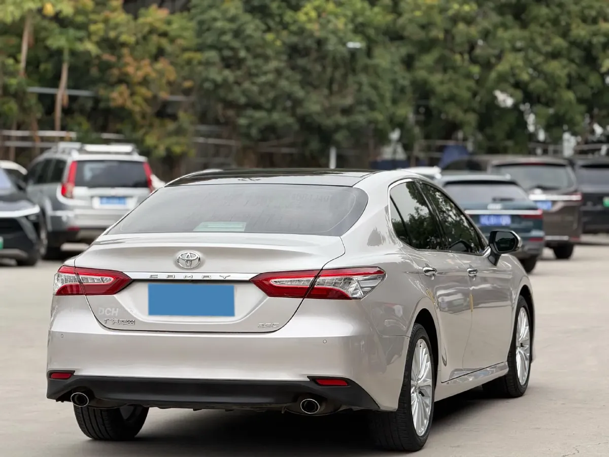 2019 Toyota Camry 2.5L 209HP L4 8AT,autocango,china used car exporter,china ev exporter,chinese used car exporter,chinese used ev exporter