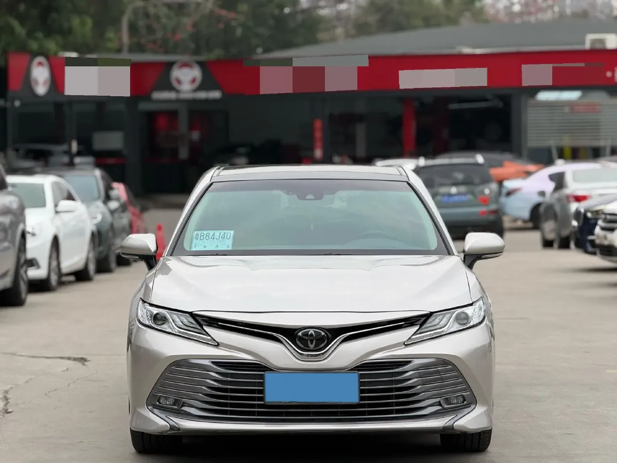 2019 Toyota Camry 2.5L 209HP L4 8AT,autocango,china used car exporter,china ev exporter,chinese used car exporter,chinese used ev exporter