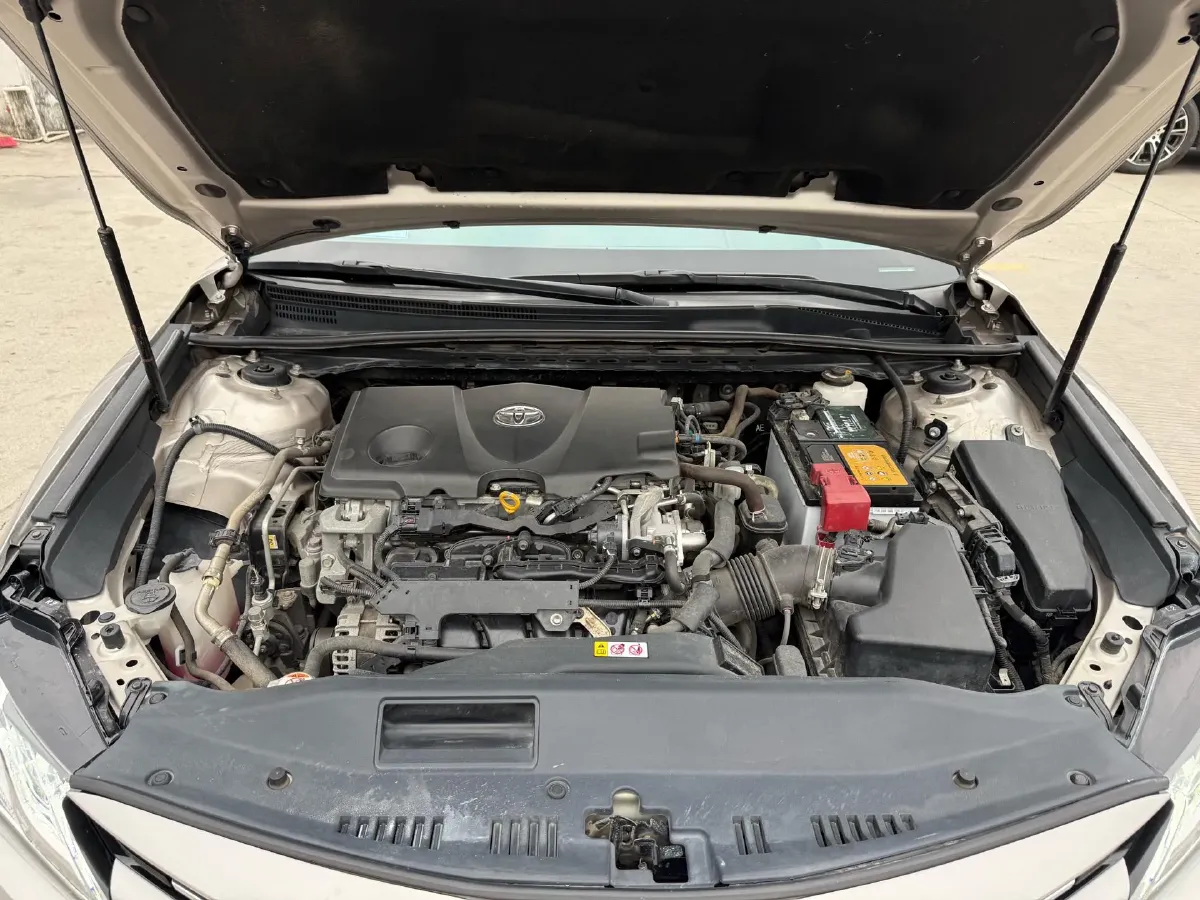 2019 Toyota Camry 2.5L 209HP L4 8AT,autocango,china used car exporter,china ev exporter,chinese used car exporter,chinese used ev exporter