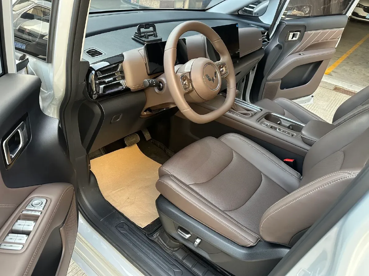 2025 WuLing XingGuang 730 1.5T 177HP L4 CVT,autocango,china used car exporter,china ev exporter,chinese used car exporter,chinese used ev exporter