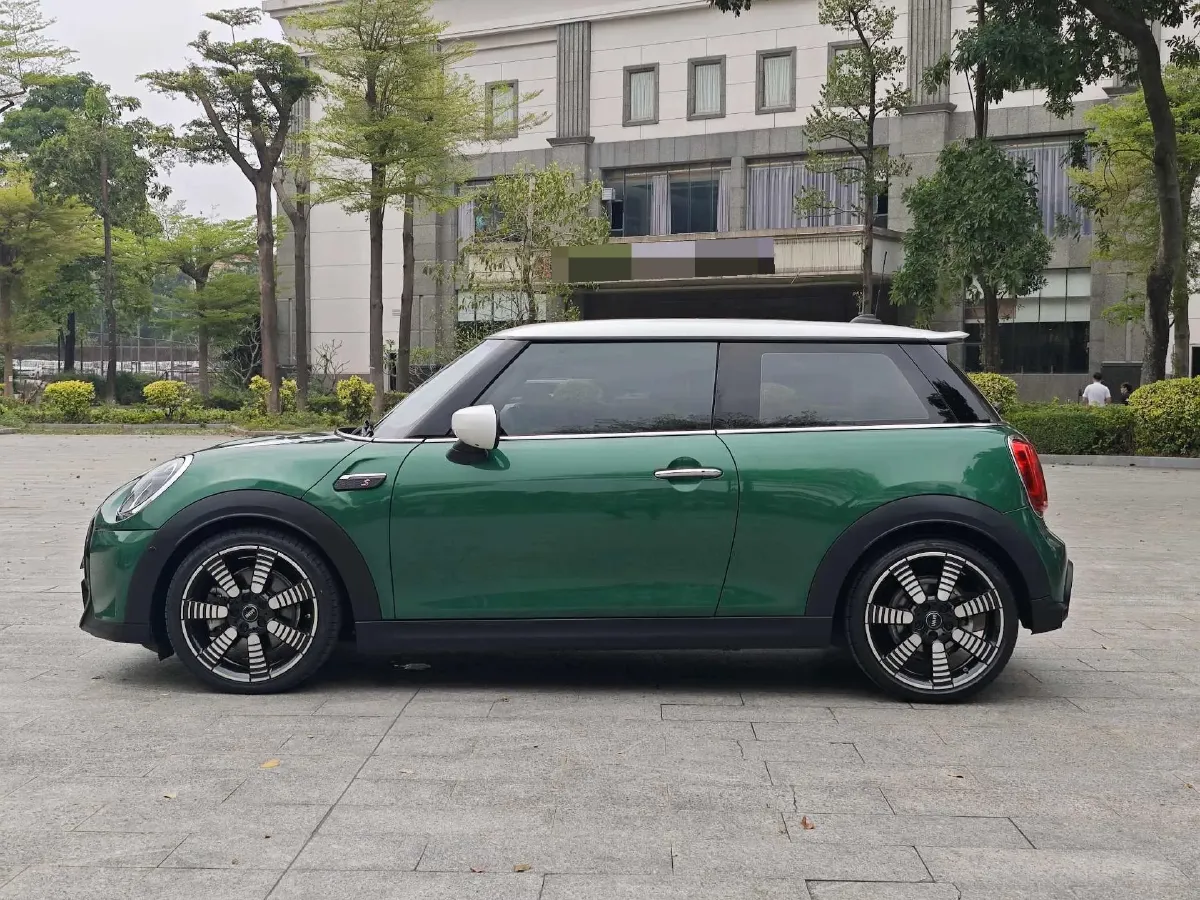 2022 MINI MINI 2.0T 192HP L4 7DCT,autocango,china used car exporter,china ev exporter,chinese used car exporter,chinese used ev exporter
