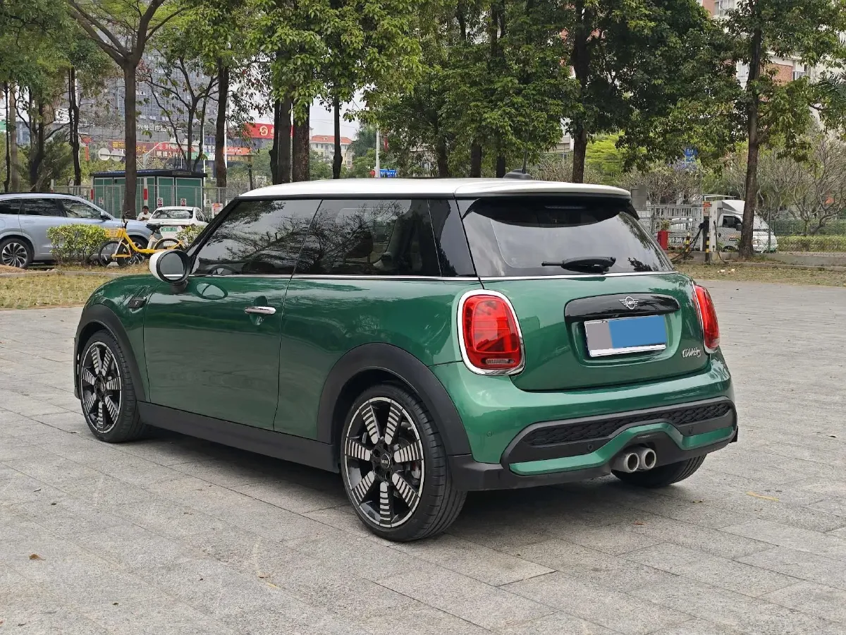 2022 MINI MINI 2.0T 192HP L4 7DCT,autocango,china used car exporter,china ev exporter,chinese used car exporter,chinese used ev exporter