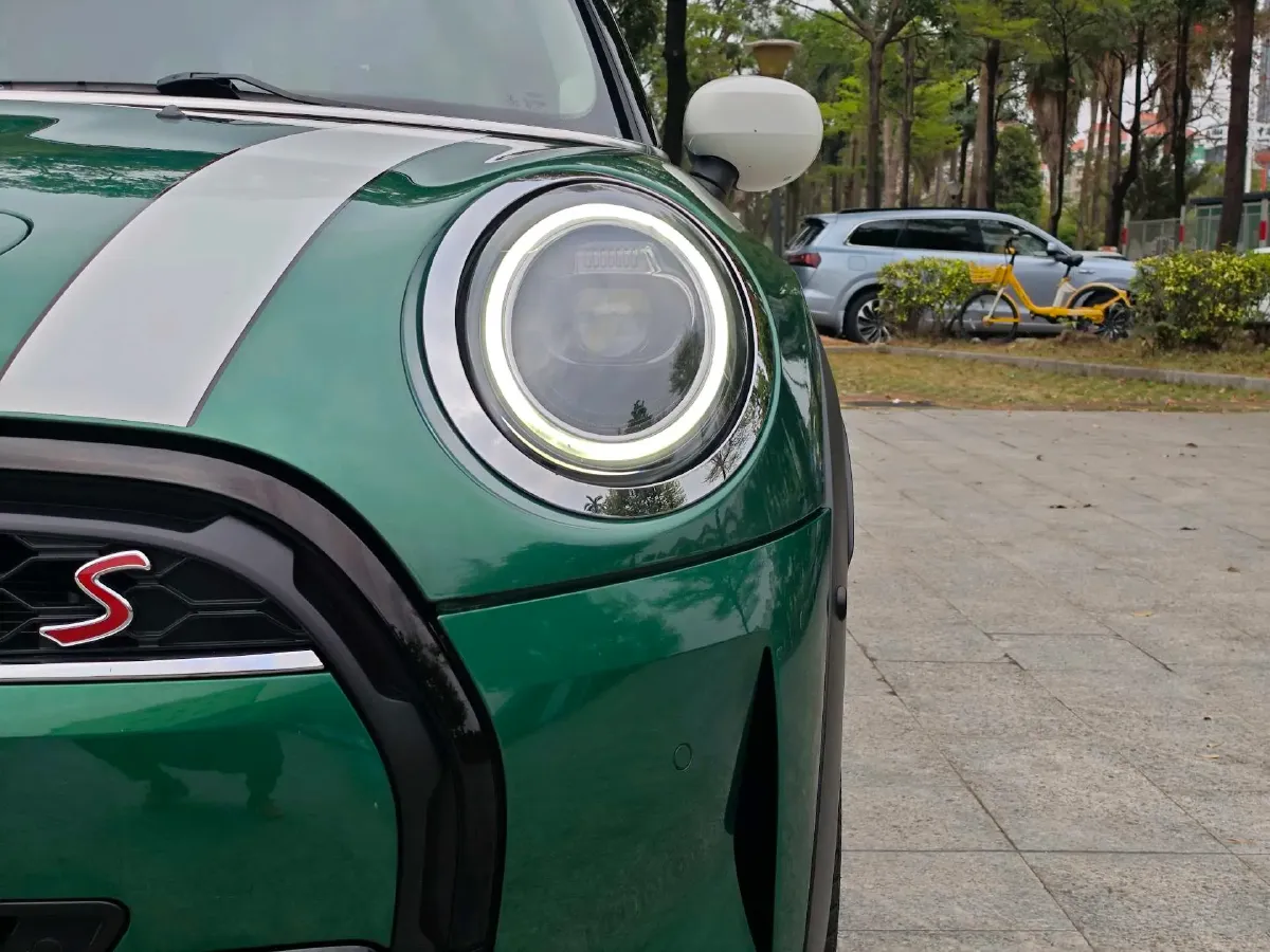 2022 MINI MINI 2.0T 192HP L4 7DCT,autocango,china used car exporter,china ev exporter,chinese used car exporter,chinese used ev exporter