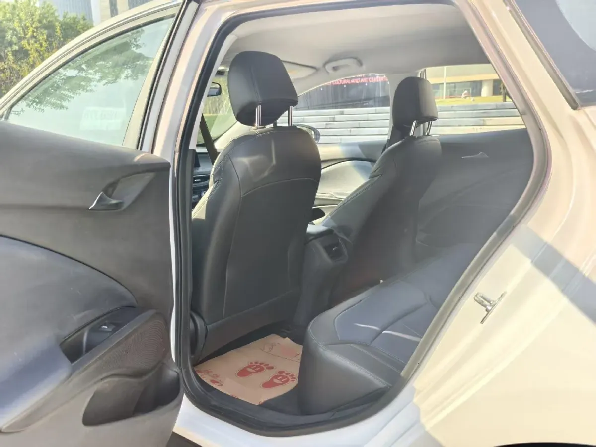 2023 Buick Velite 6 BEV 50.3KWH,autocango,china used car exporter,china ev exporter,chinese used car exporter,chinese used ev exporter