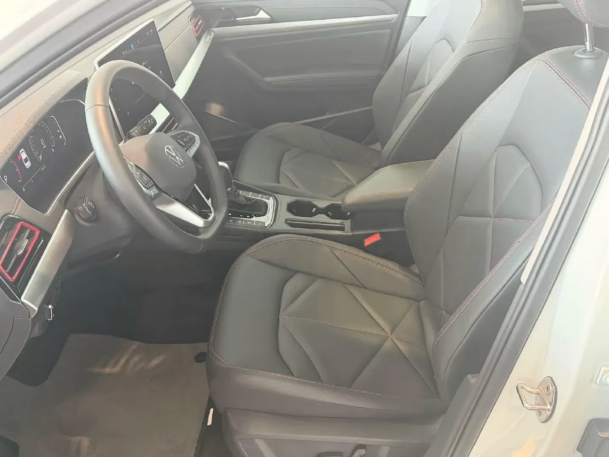 2024 Volkswagen Lavida 1.5T 160HP L4 7DCT,autocango,china used car exporter,china ev exporter,chinese used car exporter,chinese used ev exporter