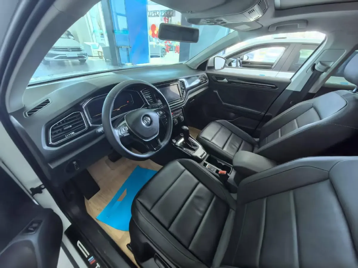 2019 Volkswagen T-Roc 1.4T 150HP L4 7DCT,autocango,china used car exporter,china ev exporter,chinese used car exporter,chinese used ev exporter