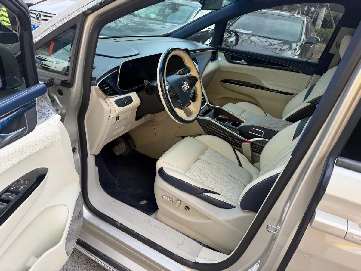 2020 Buick GL8 2.0T 237HP L4 9AT,autocango,china used car exporter,china ev exporter,chinese used car exporter,chinese used ev exporter