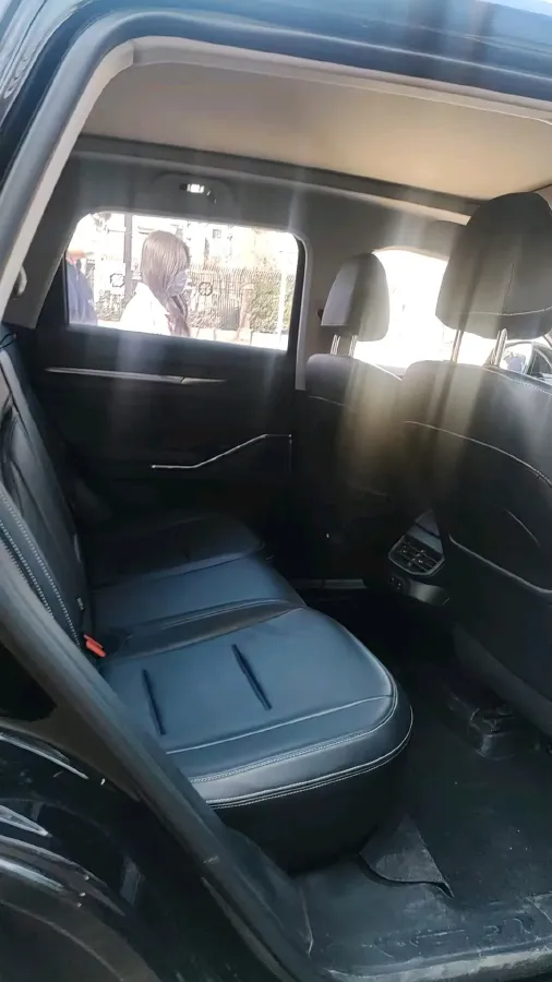 2021 Haval H6 1.5T 169HP L4 7DCT,autocango,china used car exporter,china ev exporter,chinese used car exporter,chinese used ev exporter