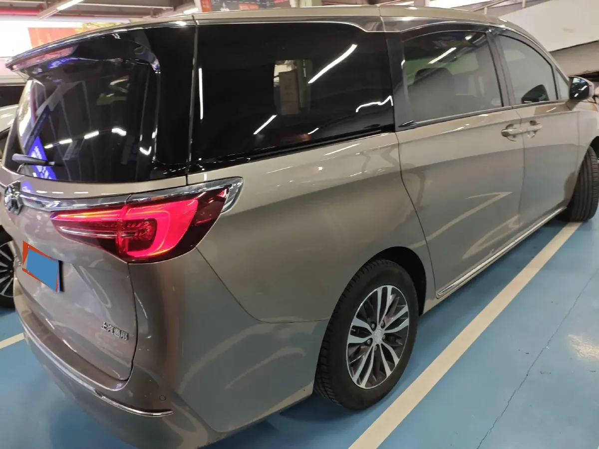 2023 Buick GL8 2.0T 237HP L4 9AT,autocango,china used car exporter,china ev exporter,chinese used car exporter,chinese used ev exporter