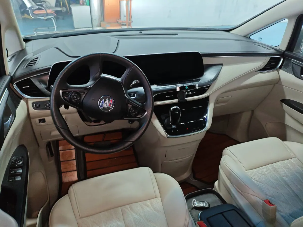 2023 Buick GL8 2.0T 237HP L4 9AT,autocango,china used car exporter,china ev exporter,chinese used car exporter,chinese used ev exporter