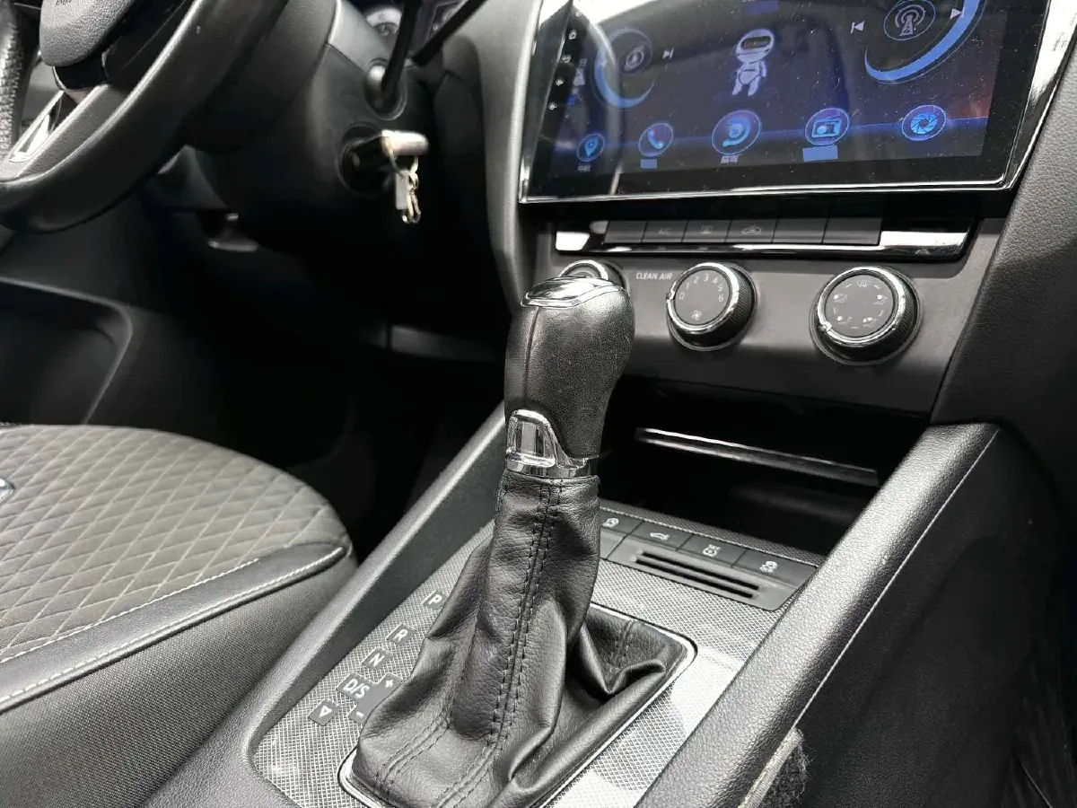 2018 Skoda Octavia 1.4T 150HP L4 7DCT,autocango,china used car exporter,china ev exporter,chinese used car exporter,chinese used ev exporter