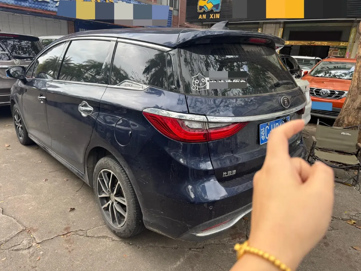 2017 BYD Song MAX 1.5T 154HP L4 6MT,autocango,china used car exporter,china ev exporter,chinese used car exporter,chinese used ev exporter