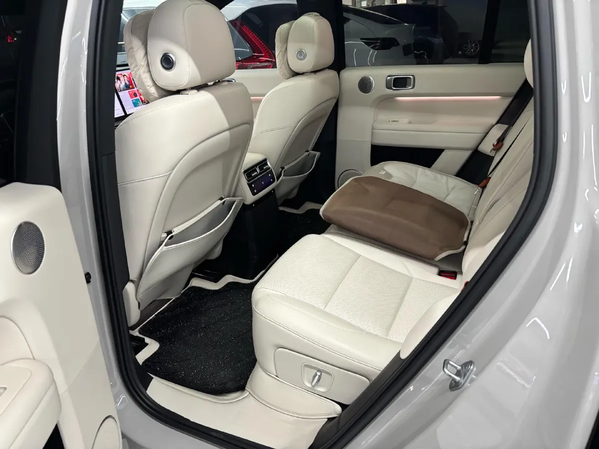 2024 Li L6 Range Extended 154HP L4 REEV 36.8KWH,autocango,china used car exporter,china ev exporter,chinese used car exporter,chinese used ev exporter