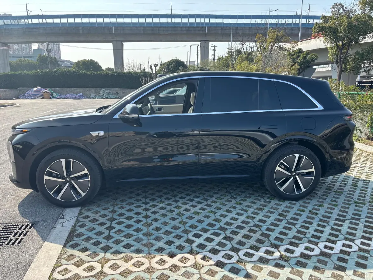 2024 Li L6 Range Extended 154HP L4 REEV 36.8KWH,autocango,china used car exporter,china ev exporter,chinese used car exporter,chinese used ev exporter