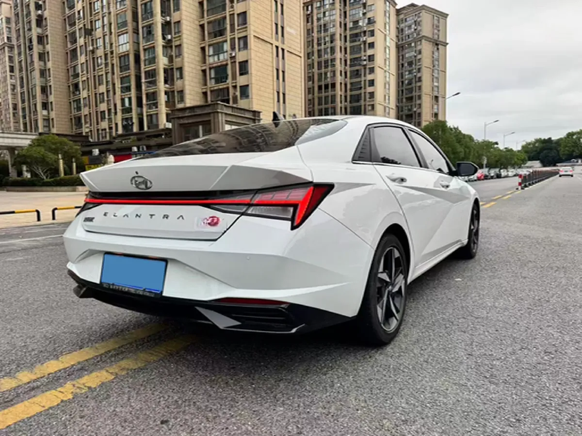 2021 Hyundai Elantra 1.5L 115HP L4 CVT,autocango,china used car exporter,china ev exporter,chinese used car exporter,chinese used ev exporter