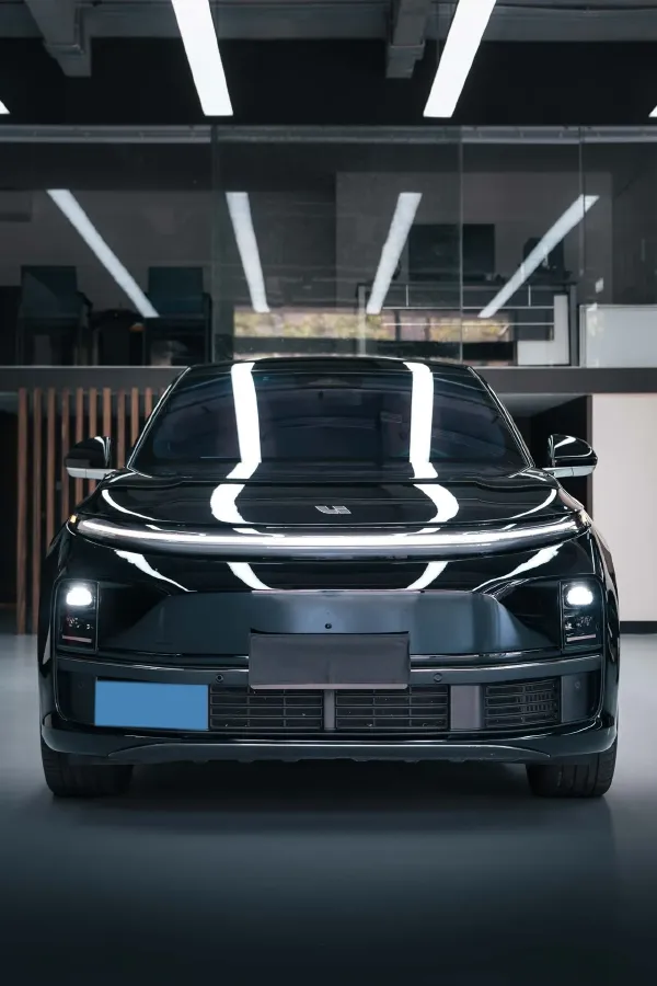 2024 Li L7 Range Extended 154HP REEV 42.8KWH,autocango,china used car exporter,china ev exporter,chinese used car exporter,chinese used ev exporter
