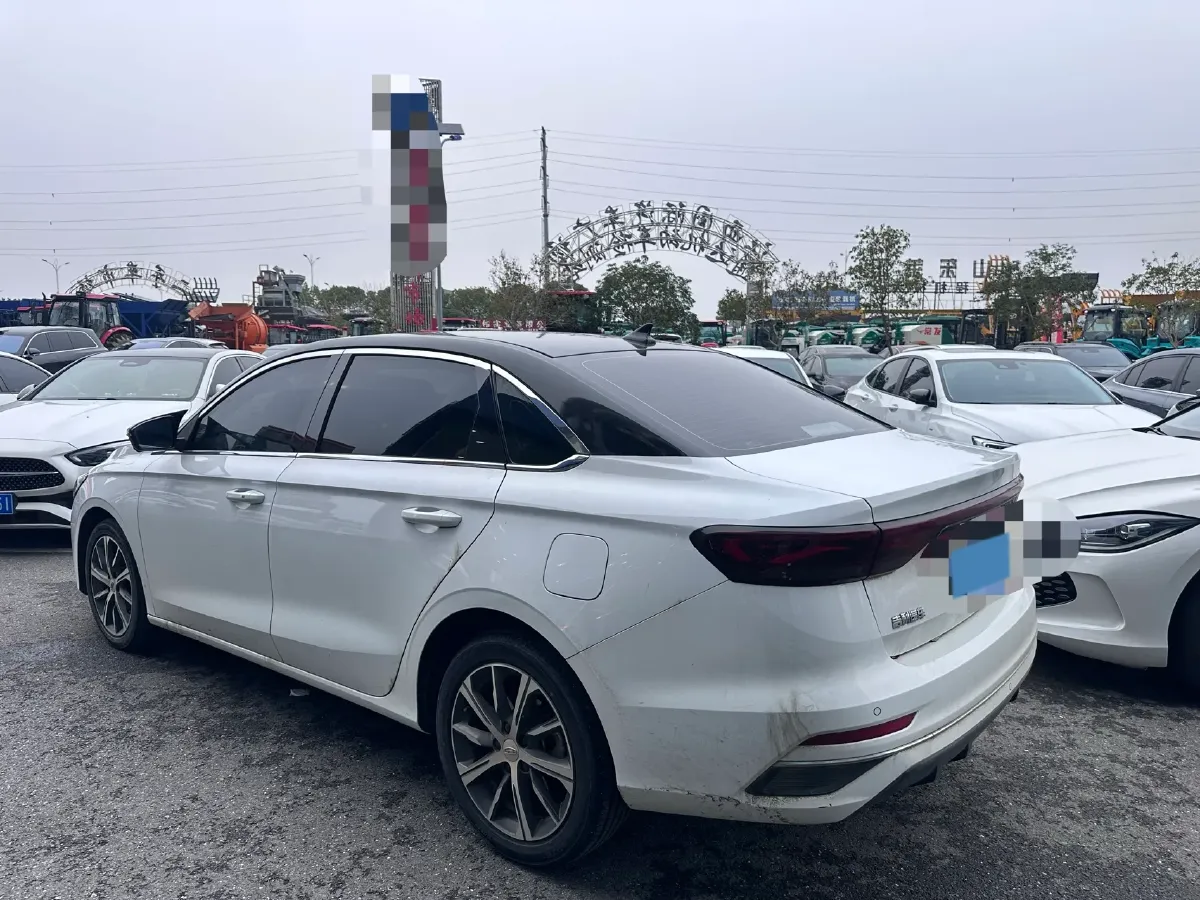 2022 Geely Emgrand 1.5L 114HP L4 CVT,autocango,china used car exporter,china ev exporter,chinese used car exporter,chinese used ev exporter