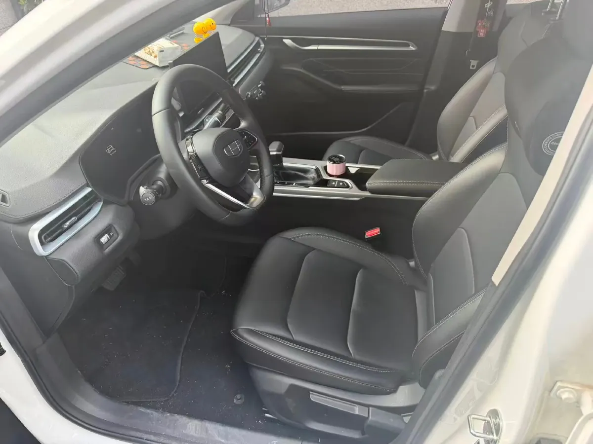 2025 Geely Emgrand 1.5L 127HP L4 CVT,autocango,china used car exporter,china ev exporter,chinese used car exporter,chinese used ev exporter