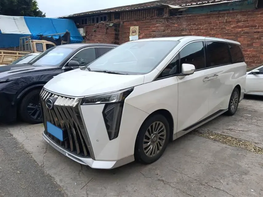 2023 GAC Trumpchi M8 2.0T 252HP L4 8AT,autocango,china used car exporter,china ev exporter,chinese used car exporter,chinese used ev exporter