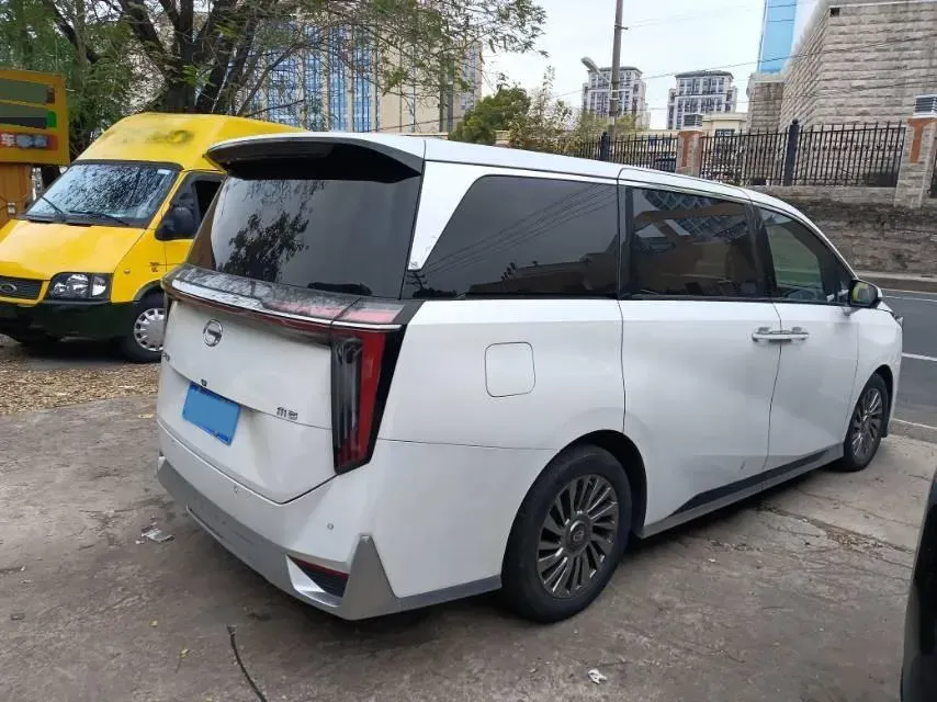 2023 GAC Trumpchi M8 2.0T 252HP L4 8AT,autocango,china used car exporter,china ev exporter,chinese used car exporter,chinese used ev exporter