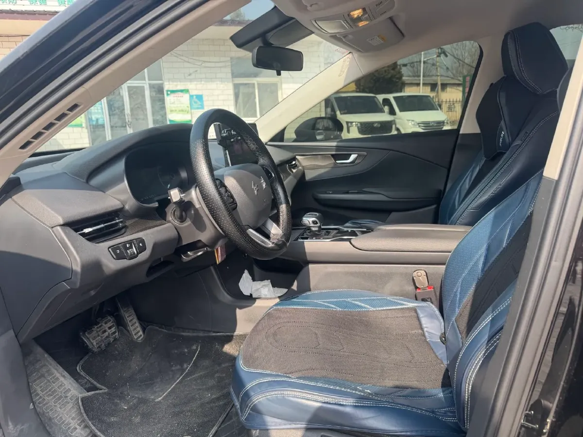 2023 HongQi E-QM5 BEV 54KWH,autocango,china used car exporter,china ev exporter,chinese used car exporter,chinese used ev exporter